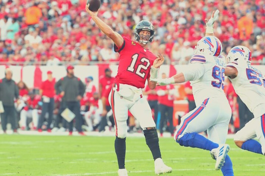 Tampa Bay Buccaneers-Fly Girl Travel